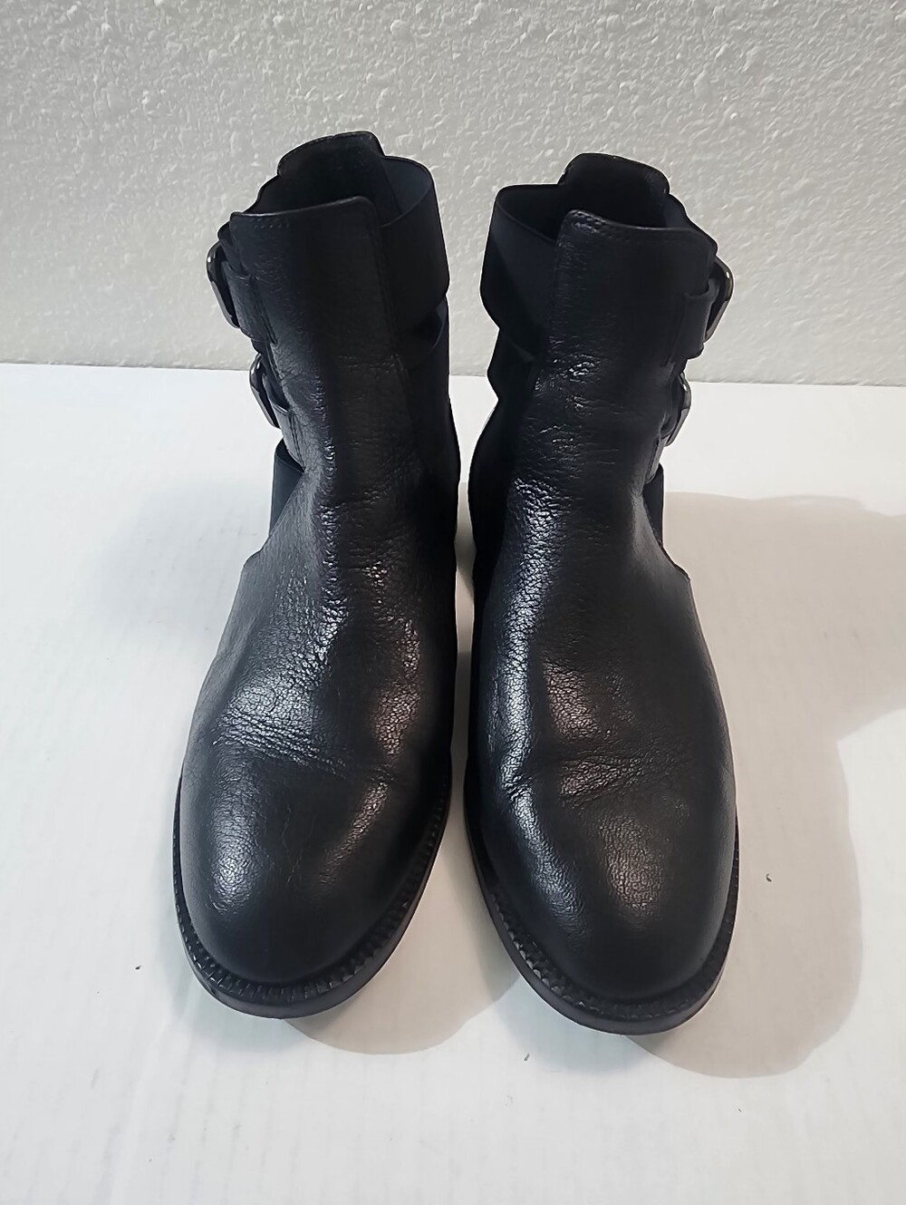 Via Spiga Birna Women Black Leather Cutout Moto Biker Ankle Boots Size 7 M - Picture 3 of 9